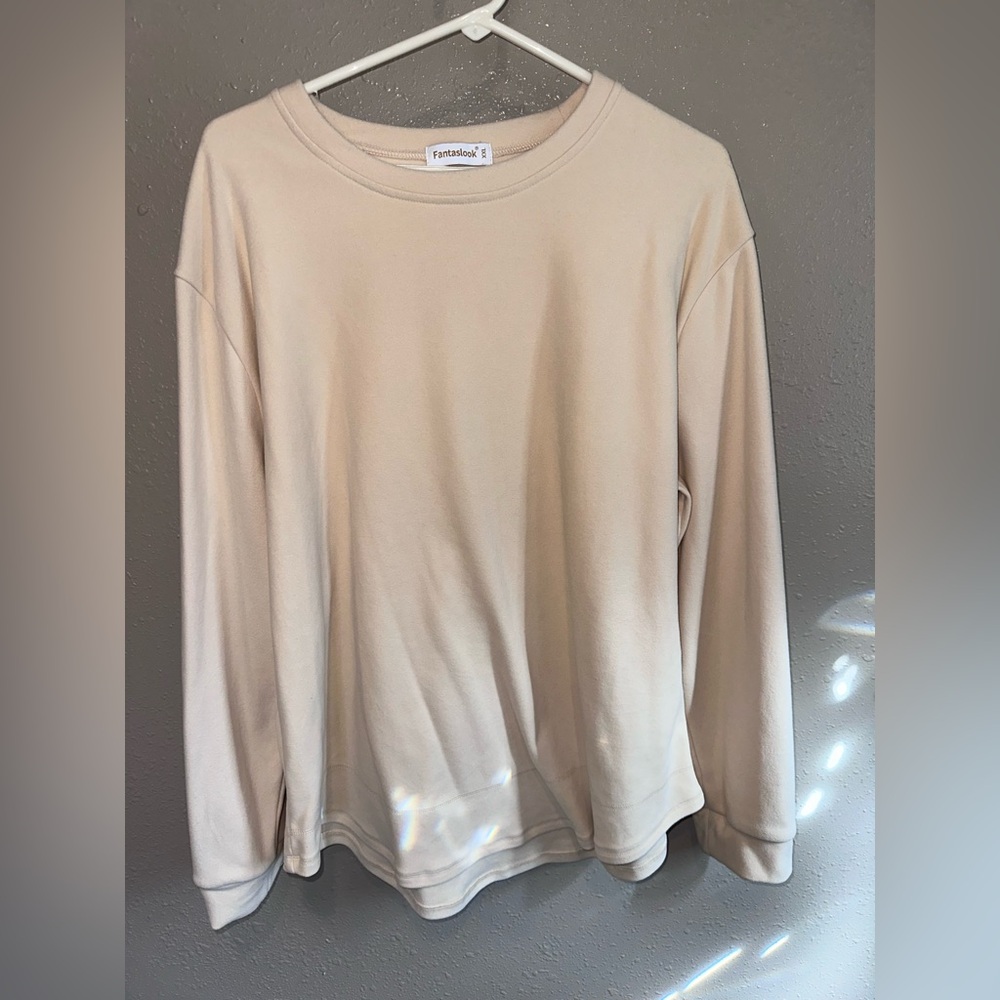 Fantastook Cream Long Sleeve Pullover